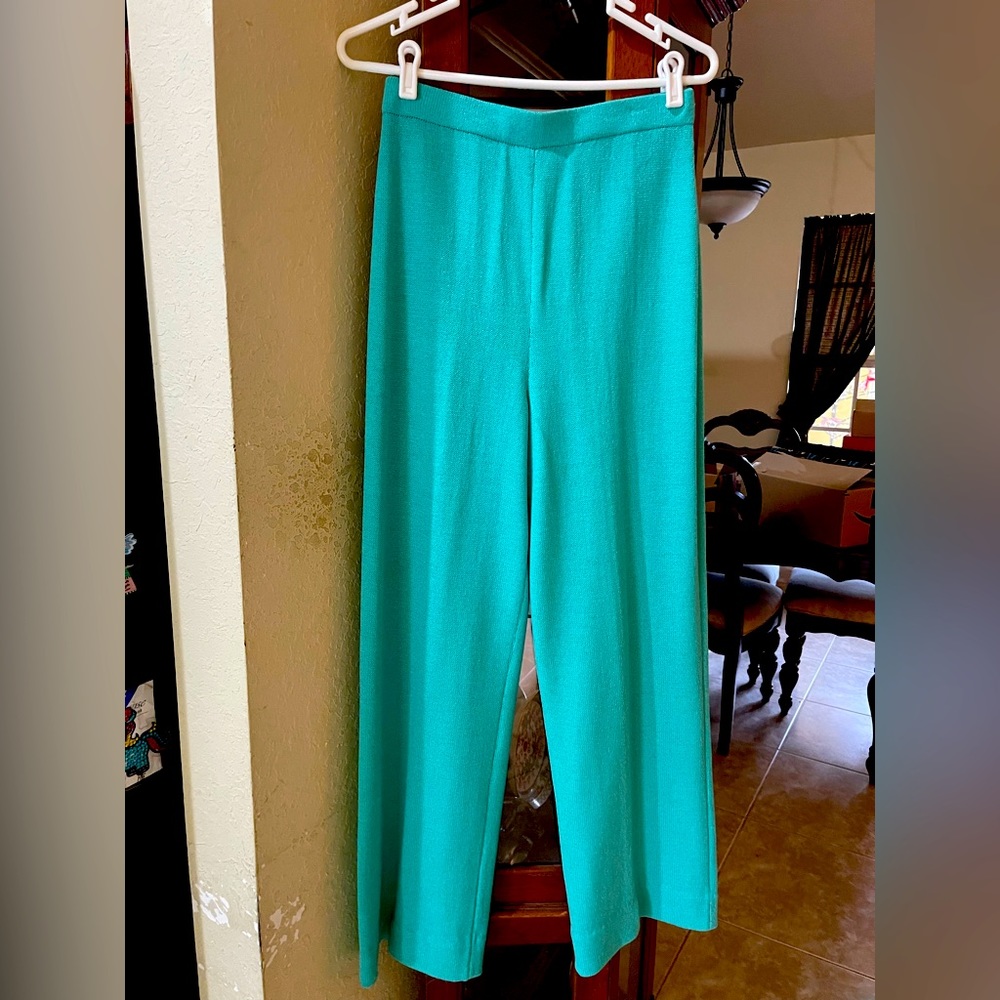 Beautiful turquoise sweater material pants from St John by Marie Gray.